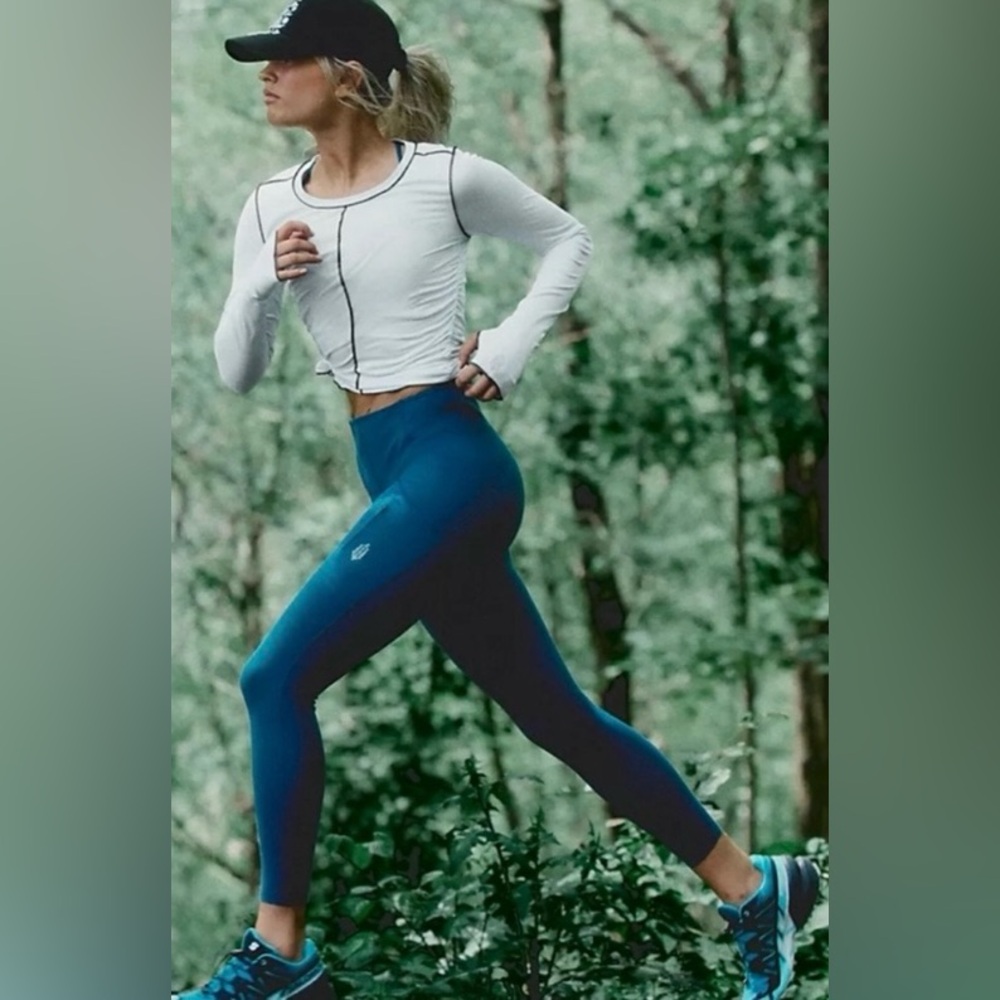 NWT! Free People FP Movement Latitude Leggings; Deep Water; Size Small